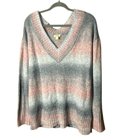 A.N.A. Womens Blue Pink Oversized Ombre V-Neck Knit Pullover Sweater Large - Picture 1 of 10